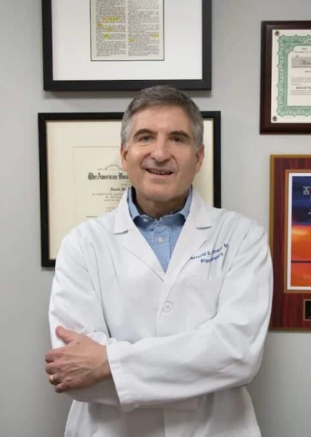 Dr. Arnold Breitbart, MD
